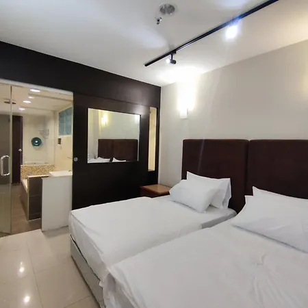 Marina Island Lumut Homehotel Exterior photo