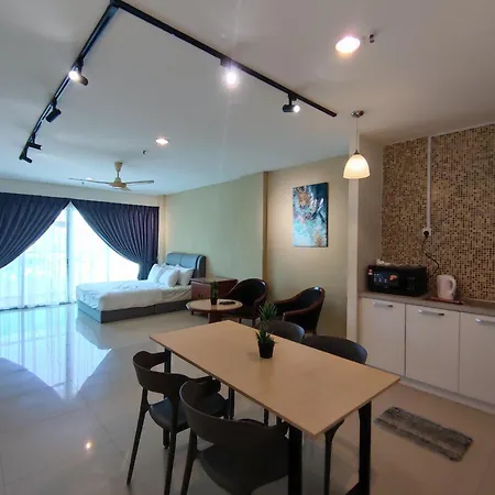 Marina Island Lumut Homehotel Exterior photo