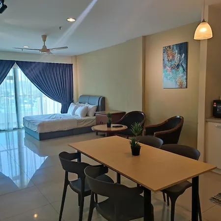 Marina Island Lumut Homehotel Exterior photo