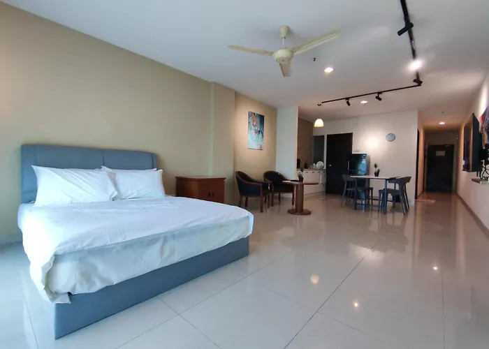 Marina Island Lumut Homehotel